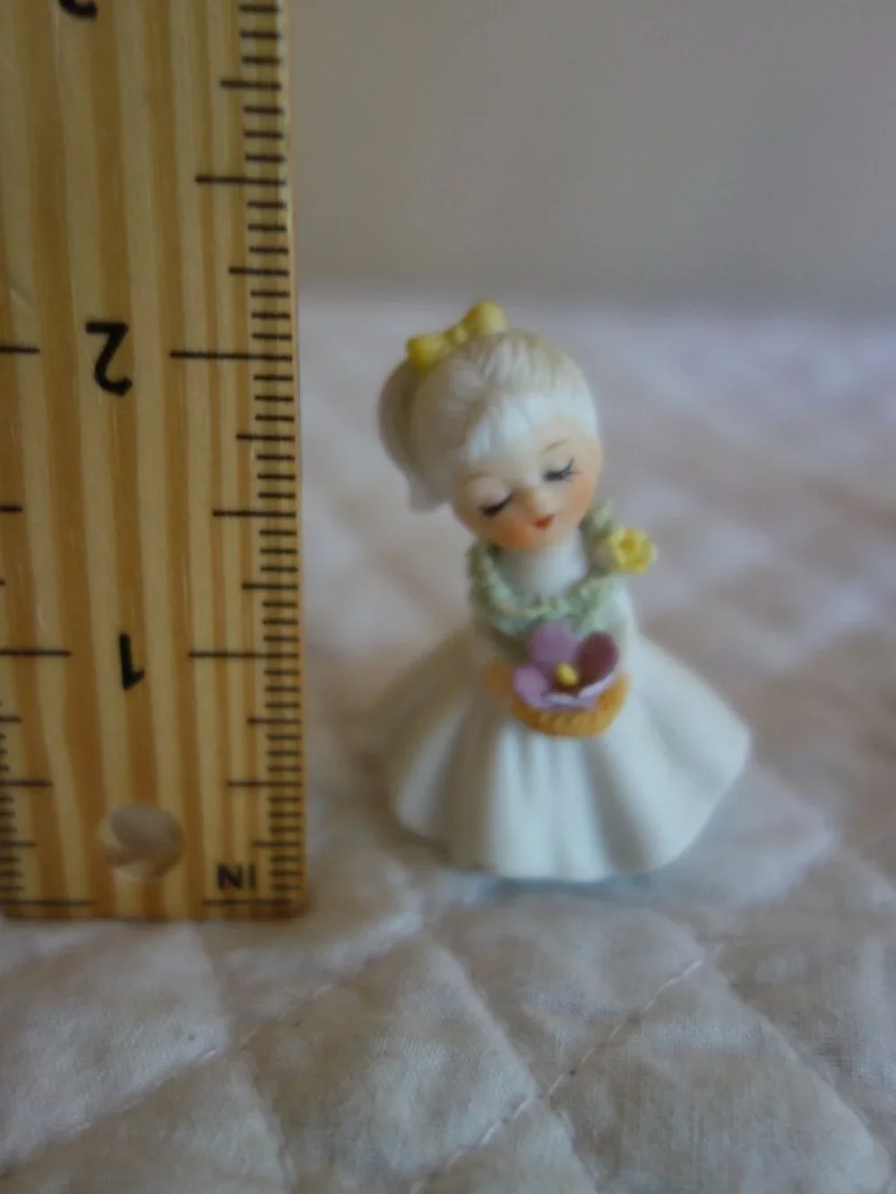 Lot of four Vntg NAPCOWARE Miniature Girls w/ flowers figurines - READ
